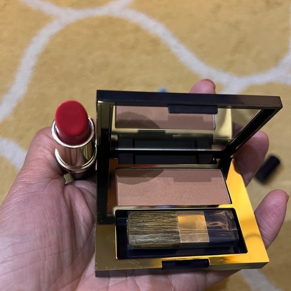 Estee Lauder 7-Piece Gift Set Pink bag - Picture 8 of 9